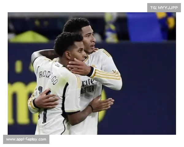 皇马贝林厄姆头球破门，任意球战术成亮点